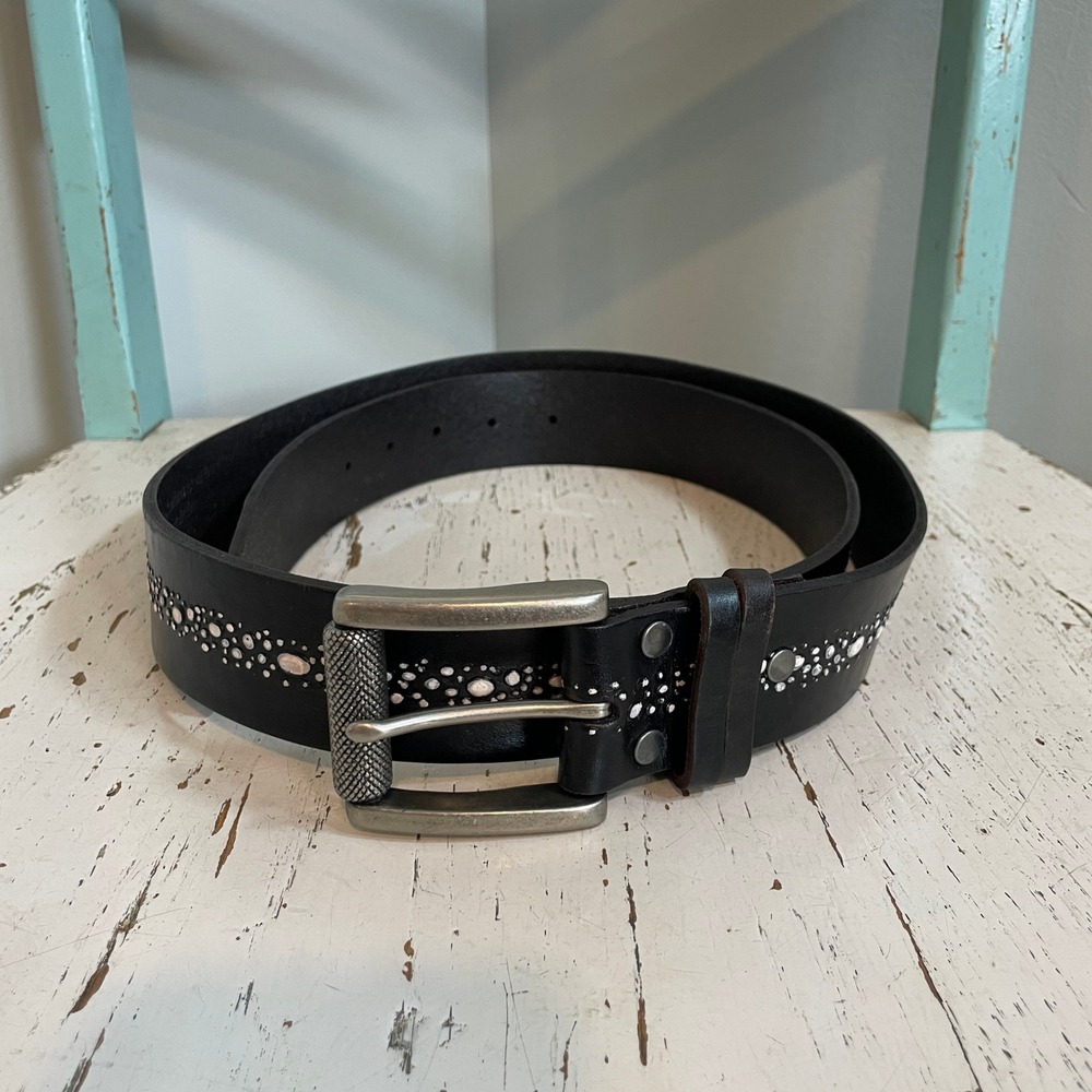 Leather Island by Bill Lavin Men Black Studded Veg Tanned Leather Belt Size 42